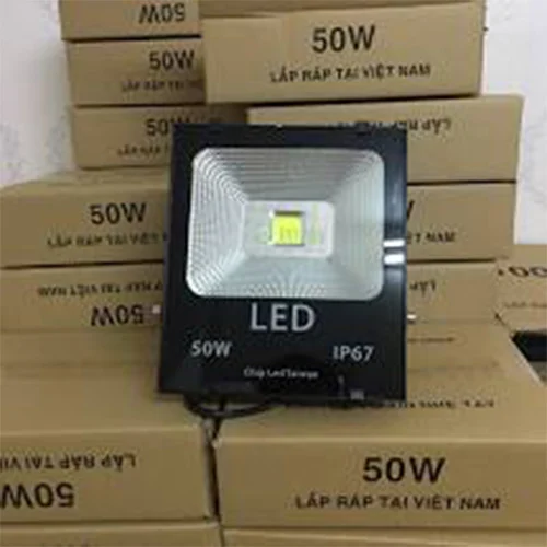 Đèn năng lượng TS - 8950-NEW