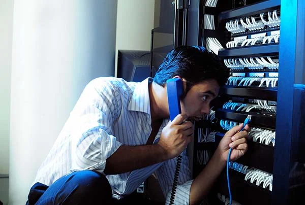 Nhận sửa điện thoại bàn văn phòng bảo hành lâu dài toàn TPHCM