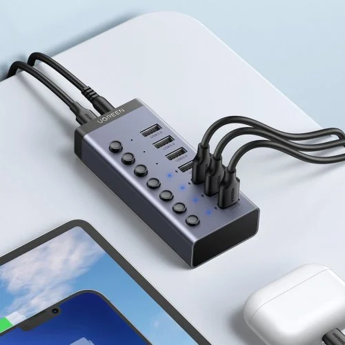 Bộ chia 7 cổng USB 3.0 có công tắc Ugreen 90307