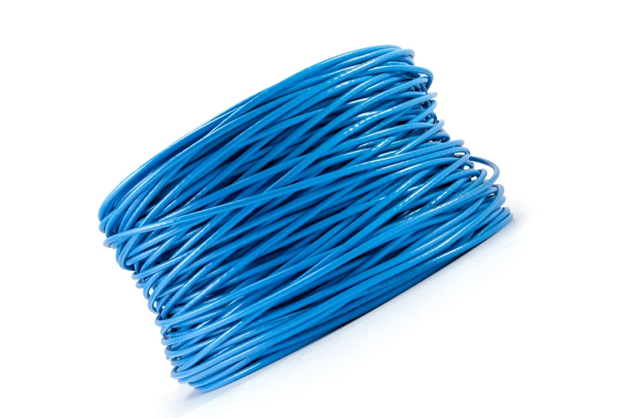 Dây cáp mạng Cat6 UTP AMTAKO 6222 305m chất lượng cao