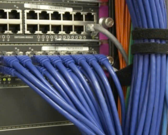 thi-cong-he-thong-mang-lan (2)