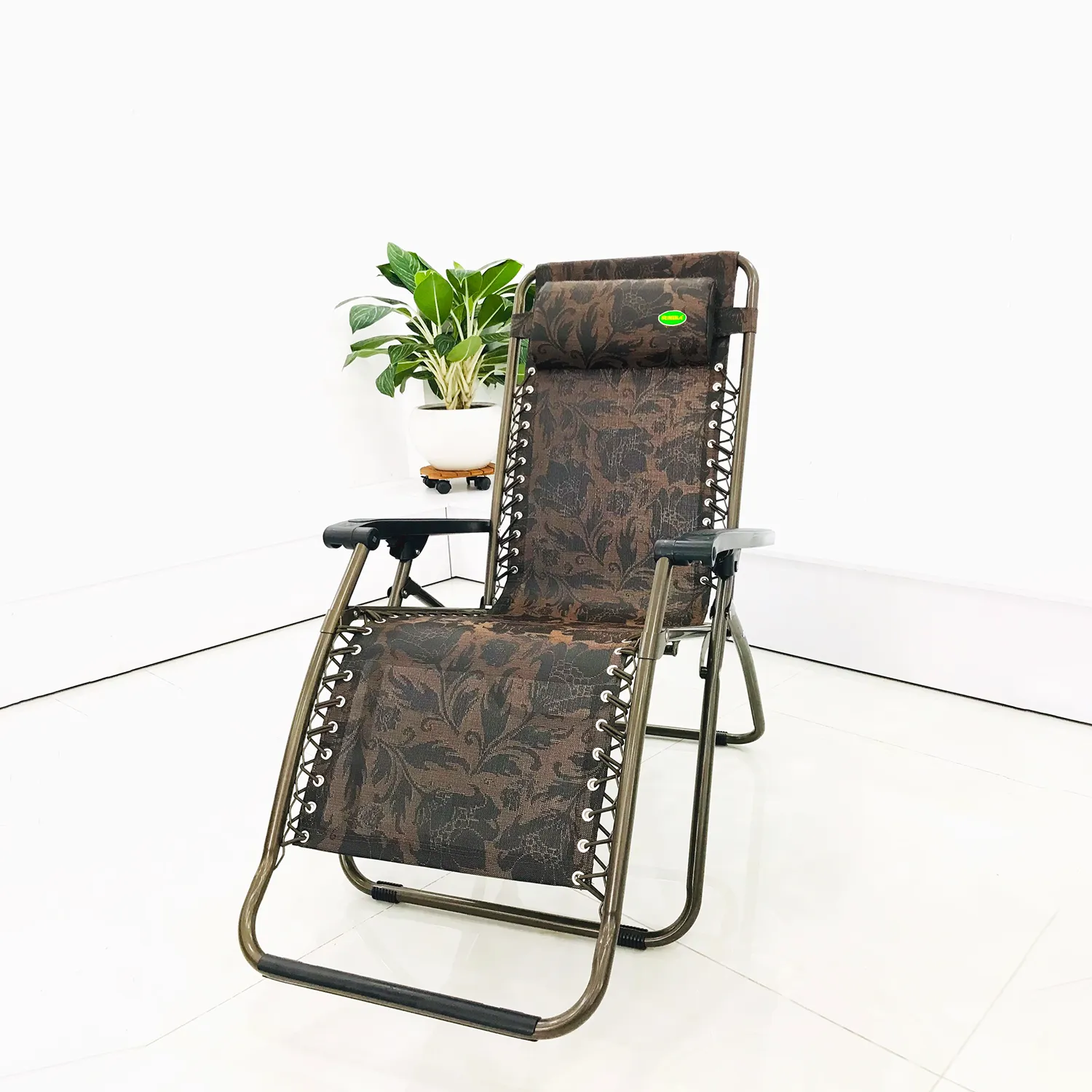 Ghế xếp thư giãn bằng vải màu đen Sumika 639