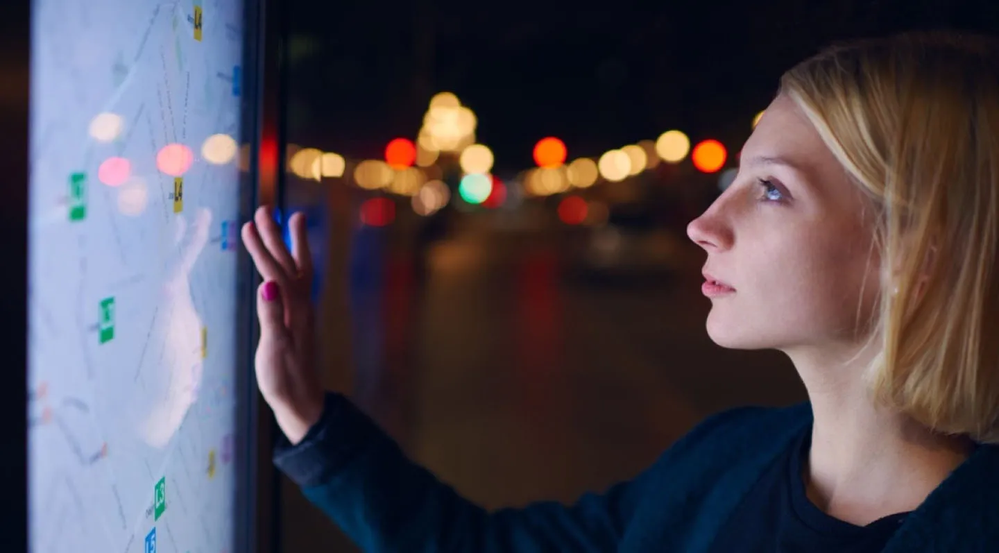 RNUC12WSHI700000I – Đồ họa Intel mạnh mẽ