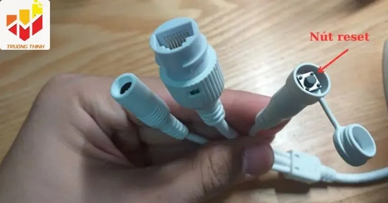 Cách reset camera Yoosee ngoài trời