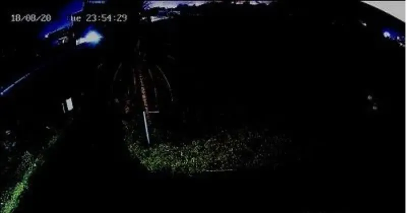 Camera hồng ngoại bị tối hình vào ban đêm