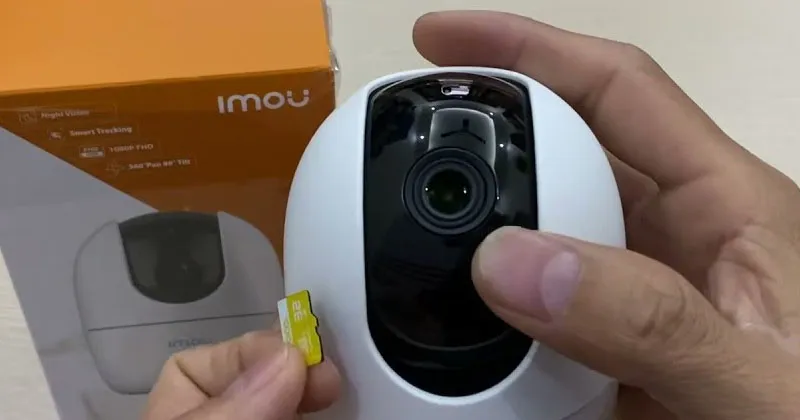 Xoay mắt camera lên trên
