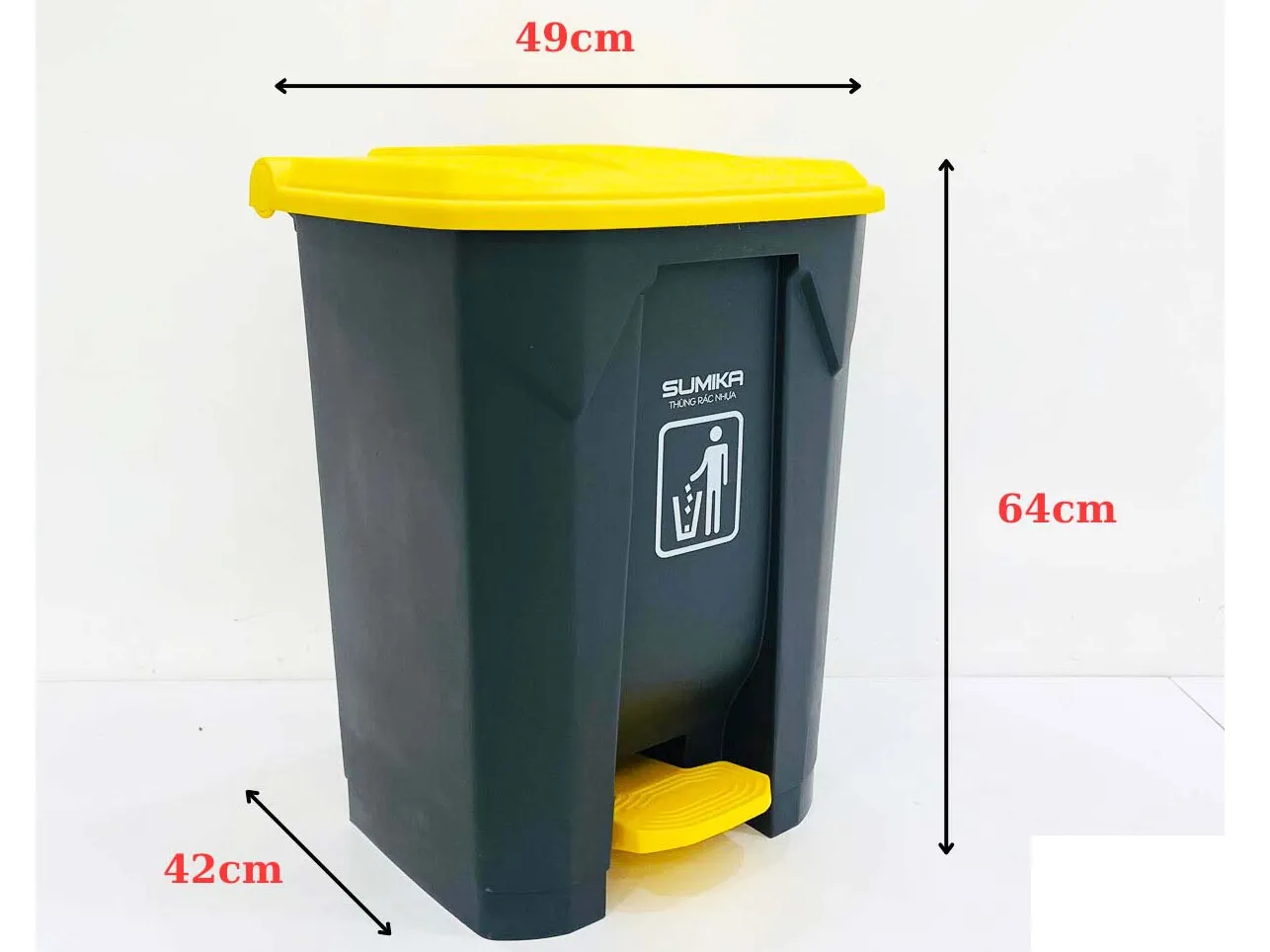 Thùng rác nhựa 68L Sumika B068