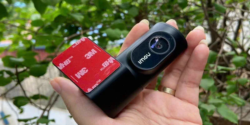 Camera hành trình DHI-DAE-LC1300WVR-T400