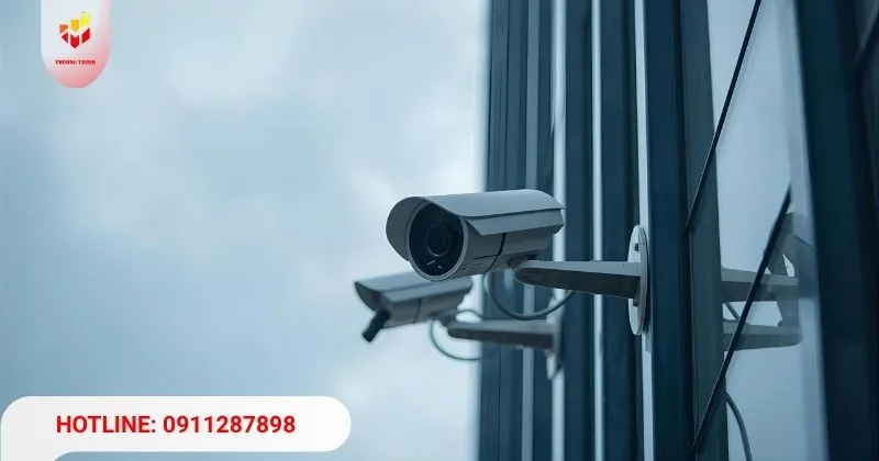 Camera giám sát an ninh là một thiết bị công nghệ sử dụng máy quay video
