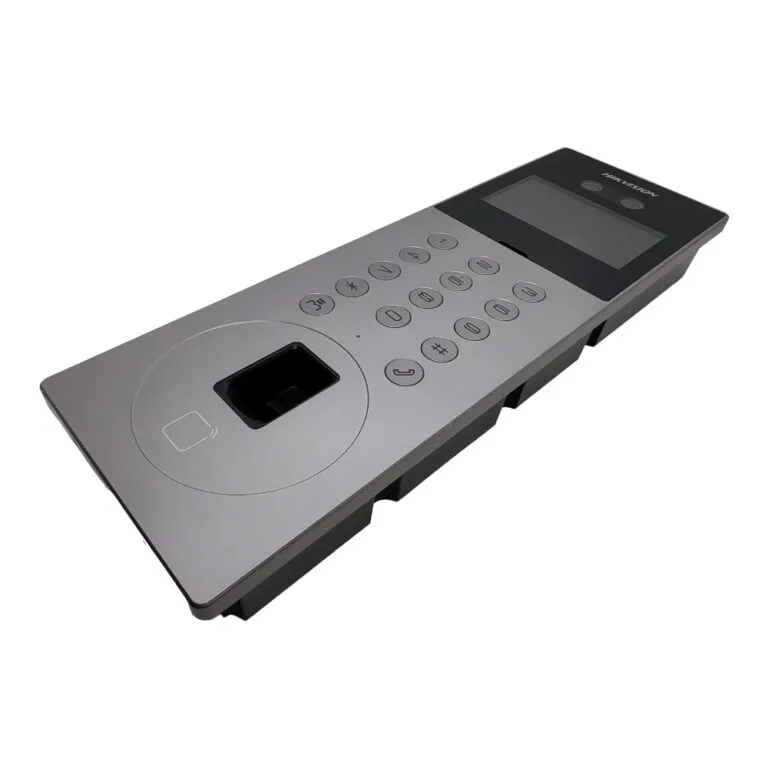 2 MP HD camera with high quality image DS-KD9203-FE6