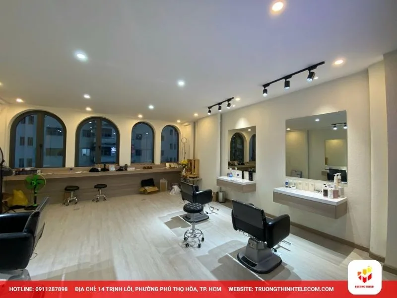 Cửa hàng – showroom