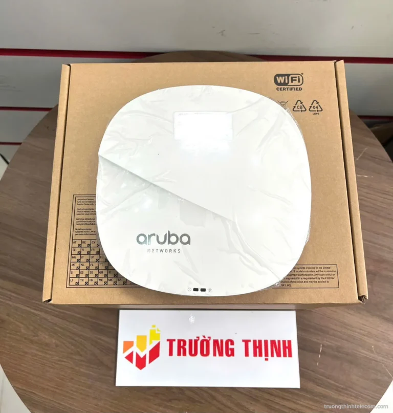 Bộ phát Wi-Fi Aruba ốp trần – ảnh thực tế tại Trường Thịnh Telecom
