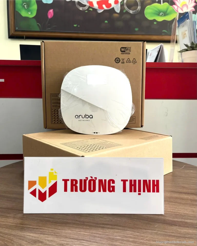 Bộ phát Wi-Fi Aruba ốp trần – ảnh thực tế tại Trường Thịnh Telecom
