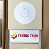 Bộ phát wifi UniFi ốp trần – ảnh thực tế tại Trường Thịnh Telecom