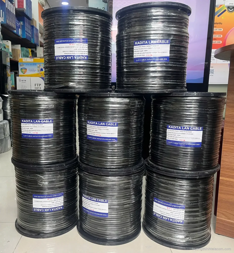 Cáp mạng Kadita Cat6E FTP ngoài trời – ảnh thực tế tại Trường Thịnh Telecom