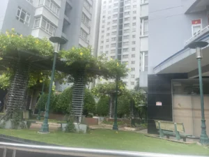 Khuôn viên chung cư Him Lam Chợ Lớn: khảo sát vị trí camera ngoài trời cho lối đi, sân vườn