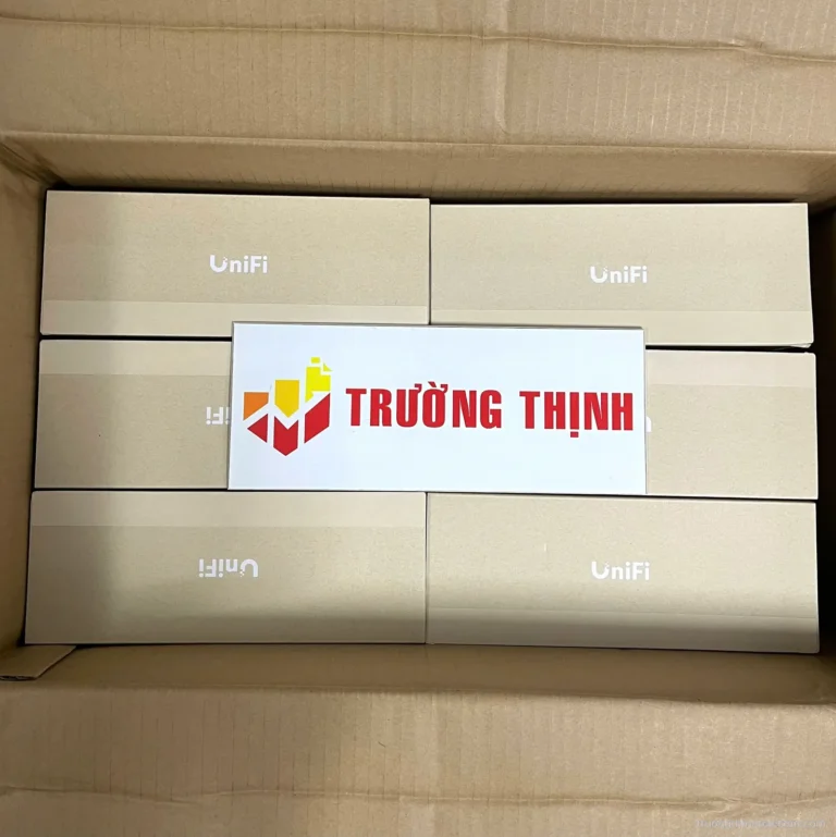Thiết bị UniFi nguyên hộp – ảnh thực tế tại Trường Thịnh Telecom
