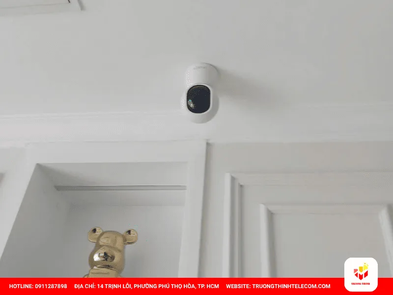 Mua camera theo giá rồi mới đo trần sai lầm khiến phải lắp lại